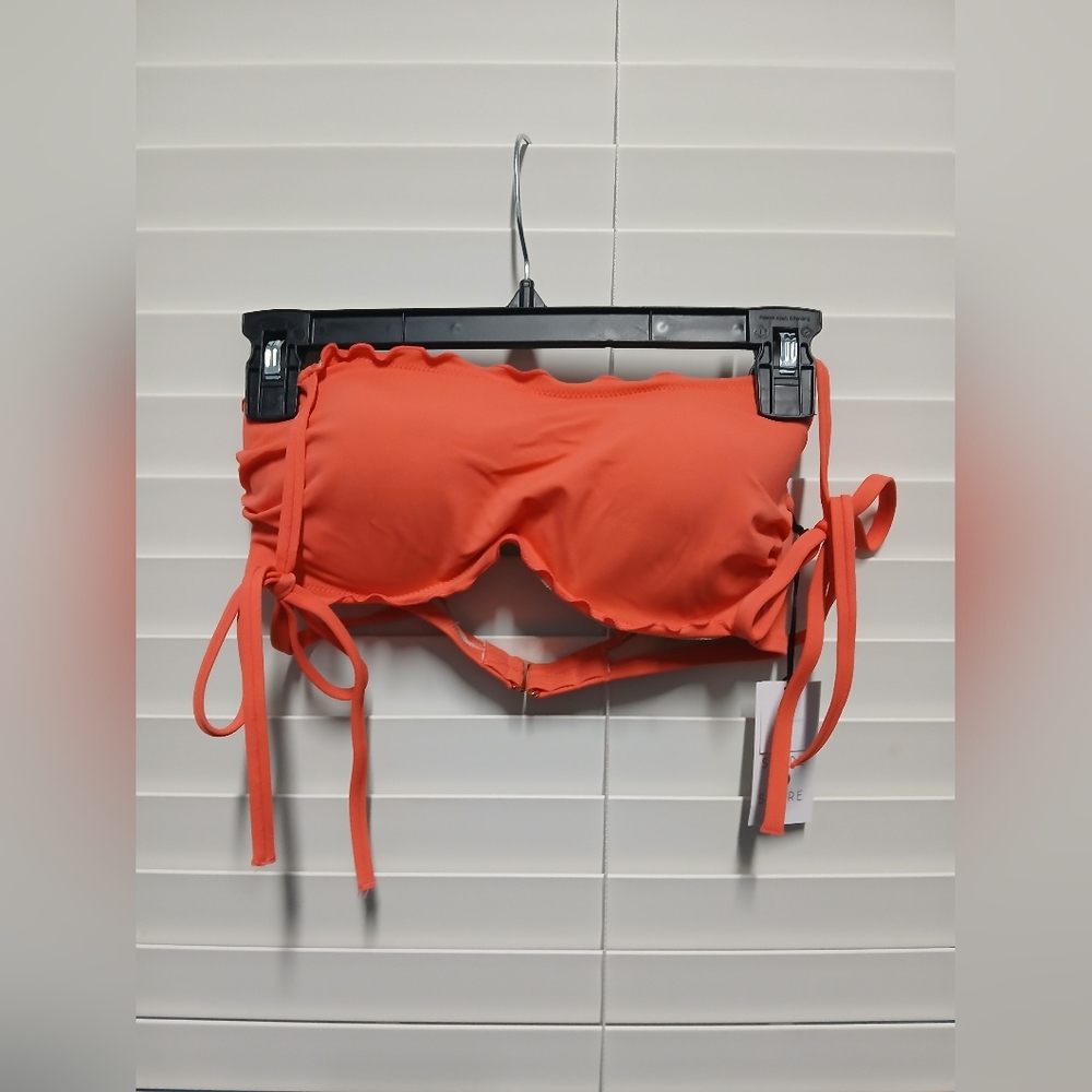 Nwt Coral Strapless Ruffle Bikini Top